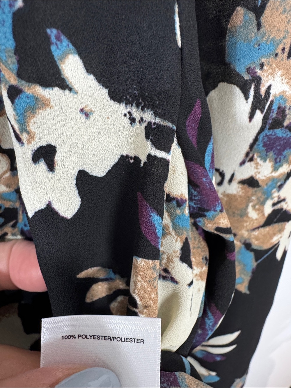 Anne Klein Black Multi Floral V-Neck Buttoned Sleeve Blouse - Size Large - Picture 13 of 13